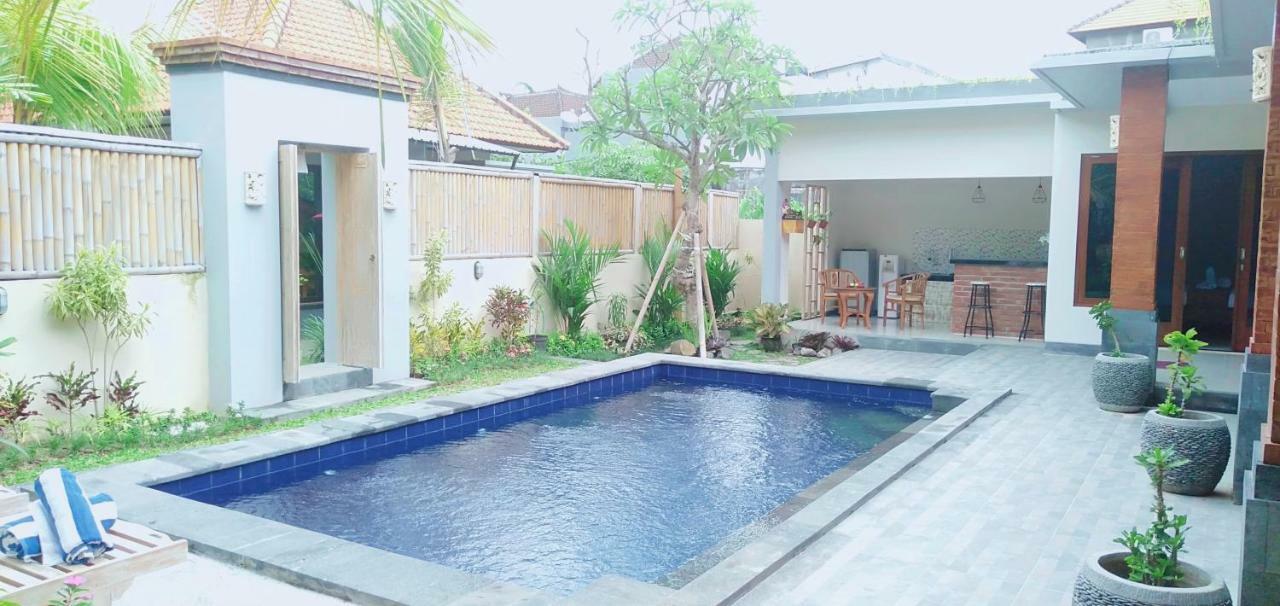 The Jepun Room And House Canggu Extérieur photo