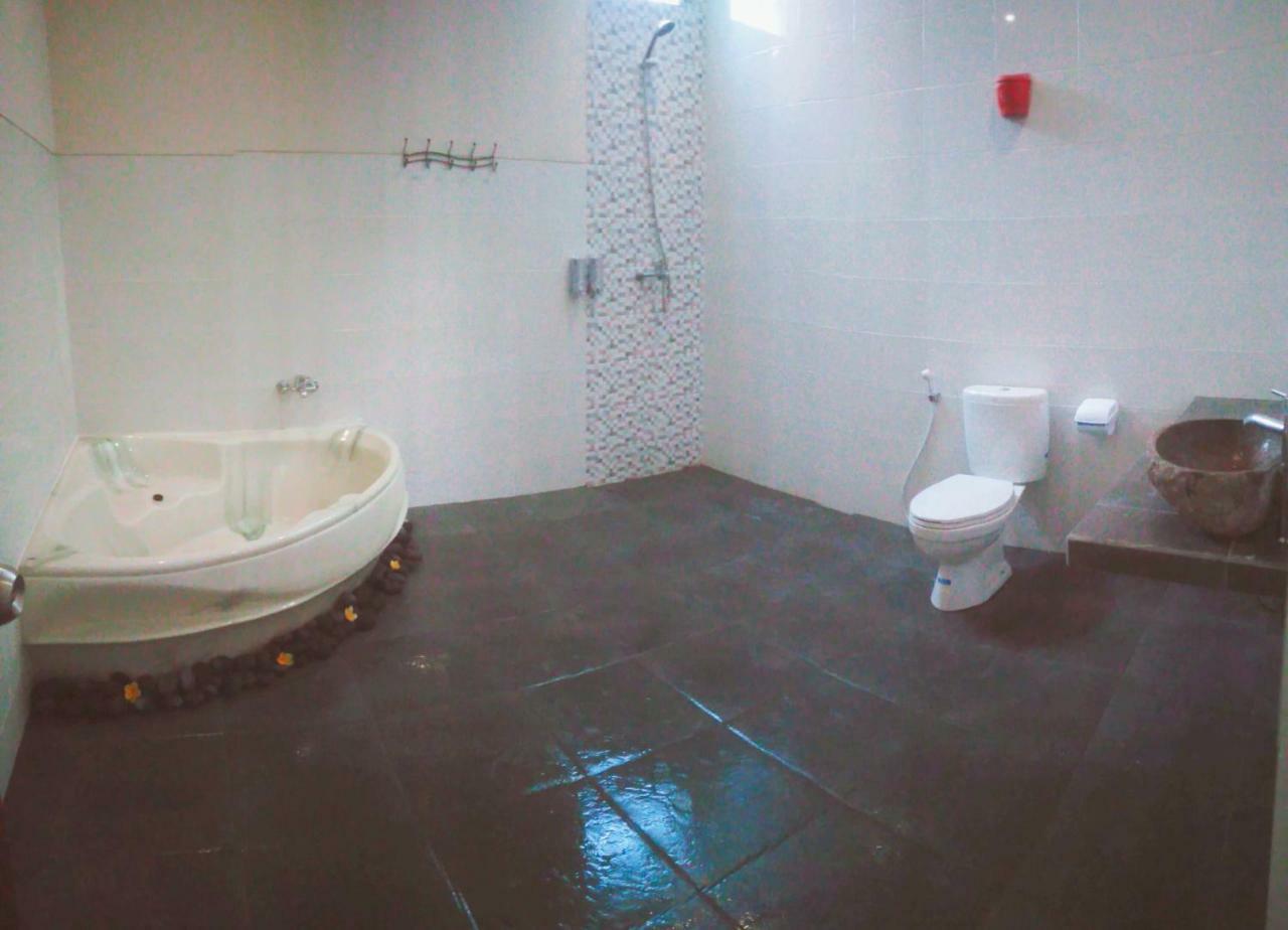 The Jepun Room And House Canggu Extérieur photo